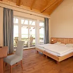 Gutshaus Parin - Bio- Und Gesundheitshotel Hotel Moor-Rolofshagen