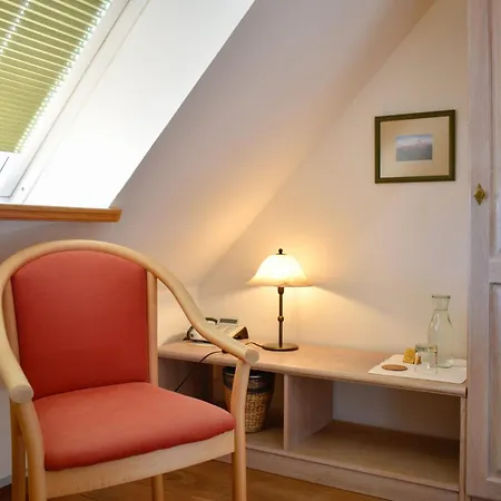 Gutshaus Parin - Bio- Und Gesundheitshotel * Moor-Rolofshagen