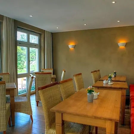 Hotel Gutshaus Parin - Bio- Und Gesundheitshotel Moor-Rolofshagen