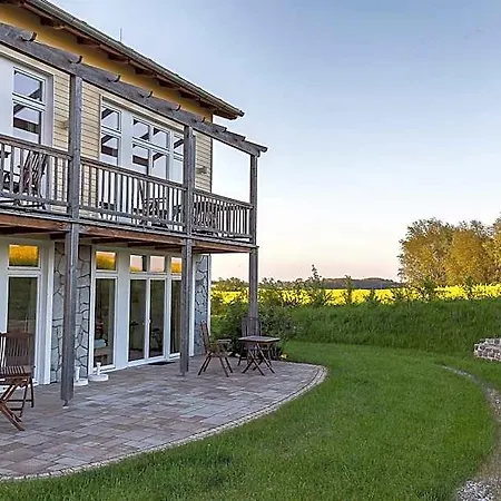 Hotel Gutshaus Parin - Bio- Und Gesundheitshotel Moor-Rolofshagen