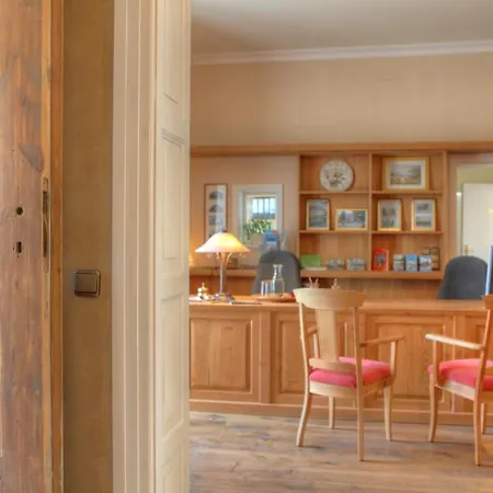 ホテル Gutshaus Parin - Bio- Und Gesundheitshotel *