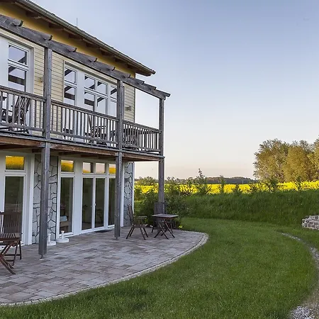 Gutshaus Parin - Bio- Und Gesundheitshotel * Moor-Rolofshagen