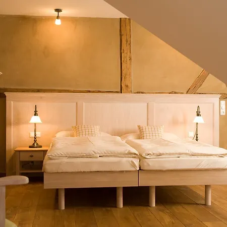 Gutshaus Parin - Bio- Und Gesundheitshotel 호텔