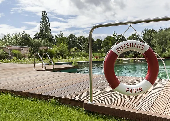 Gutshaus Parin - Bio- Und Gesundheitshotel Ξενοδοχείο Moor-Rolofshagen