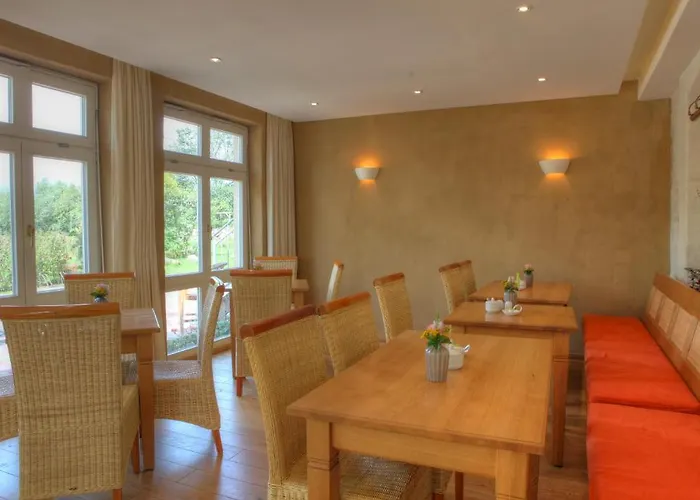 Gutshaus Parin - Bio- Und Gesundheitshotel Moor-Rolofshagen