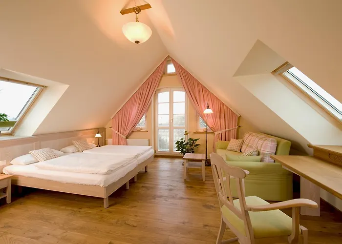 Gutshaus Parin - Bio- Und Gesundheitshotel * Moor-Rolofshagen