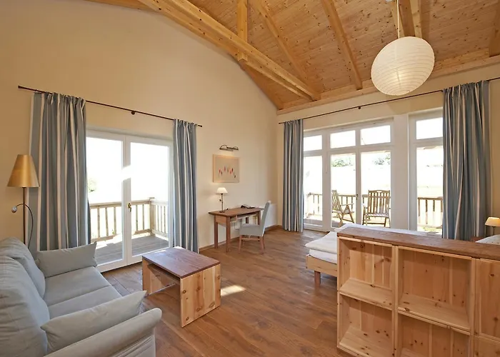 Gutshaus Parin - Bio- Und Gesundheitshotel * Moor-Rolofshagen